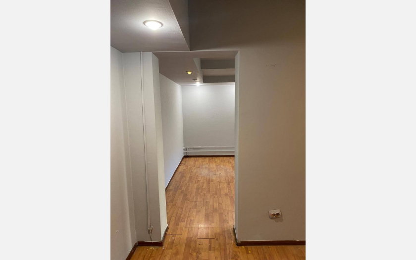 <span>Продается пом. свободного назначения 40 м²,</span><span>1/9 этаж</span> фото 3