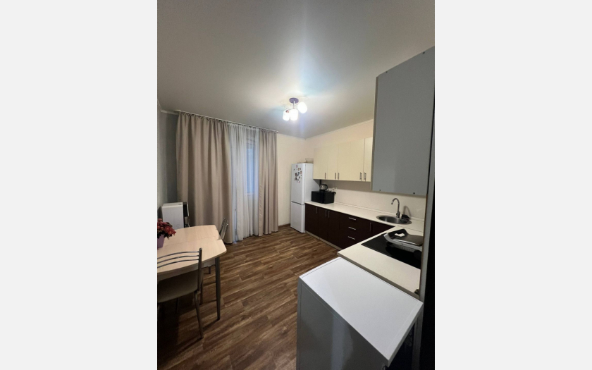 <span>Продается 2-комн. квартира,</span><span>70 м², 6/24 этаж </span> фото 2