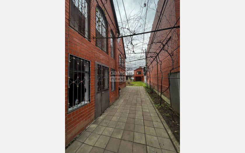 <span>Продается дом 200 м²,</span><span> на участке 13 сот.</span> фото 3
