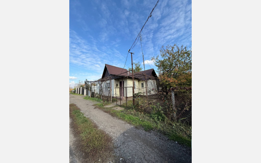 <span>Продается дом 38 м²,</span><span> на участке 4 сот.</span> фото 1