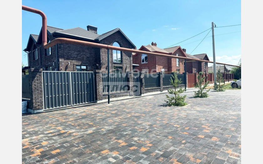 <span>Продается дом 170 м²,</span><span> на участке 5 сот.</span> фото 1